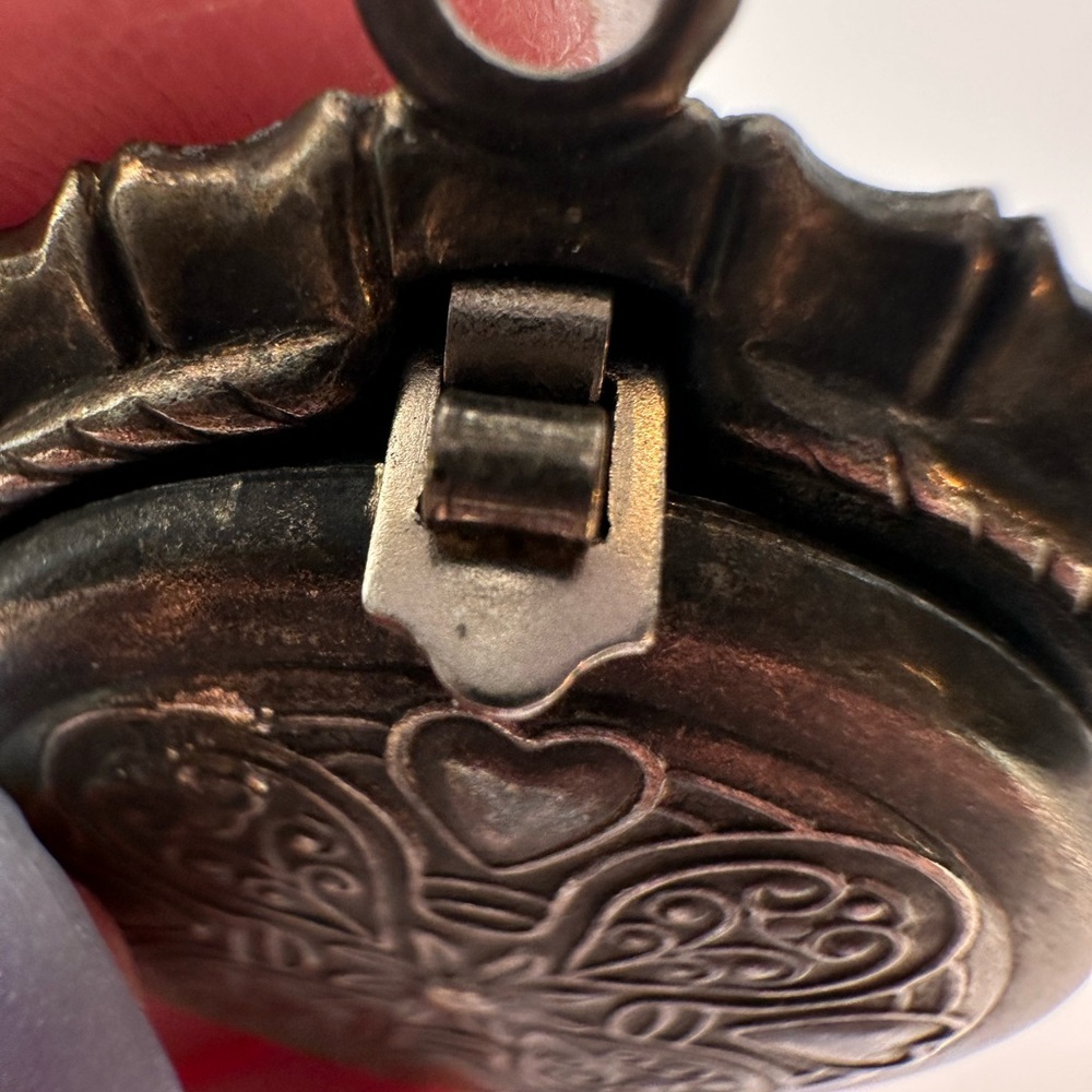 Vintage 3 Way Silver Tone Heart Scroll Design Picture Locket Pendant - Picture 5 of 10